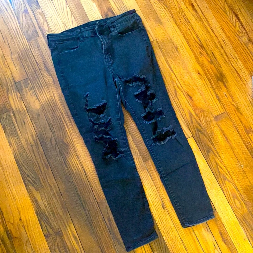 American Eagle Ripped Skinny Jeans
